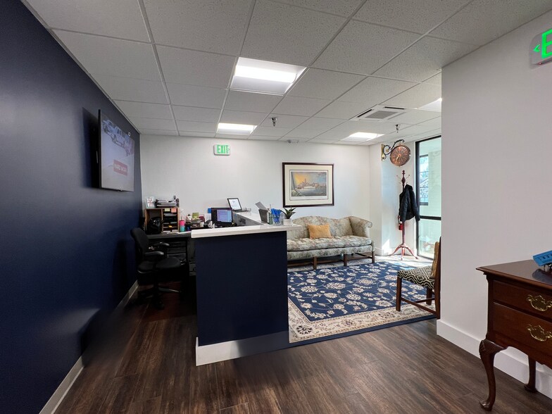 More Photos Of 515 E Joppa Rd, Towson Unknown For Lease