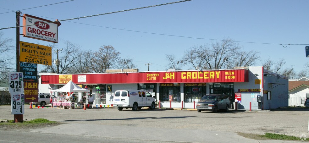 More Photos Of 3117-3121 Blanco Rd, San Antonio Freestanding For Lease