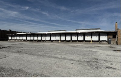 More Photos Of 4043 W 52nd St, Chicago Truck Terminal For Lease
