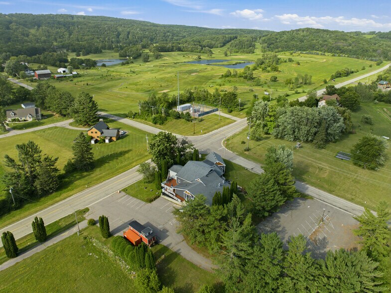 More Photos Of E13887 Highway DL, Merrimac Specialty For Sale
