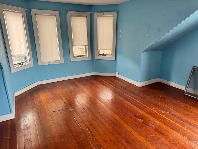 More Photos Of 1203 Poquonnock Rd, Groton Multifamily For Sale