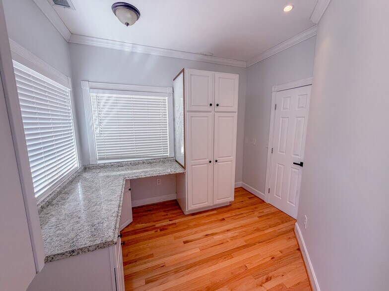 More Photos Of 2100 Gravel Springs Rd, Buford Medical For Sale