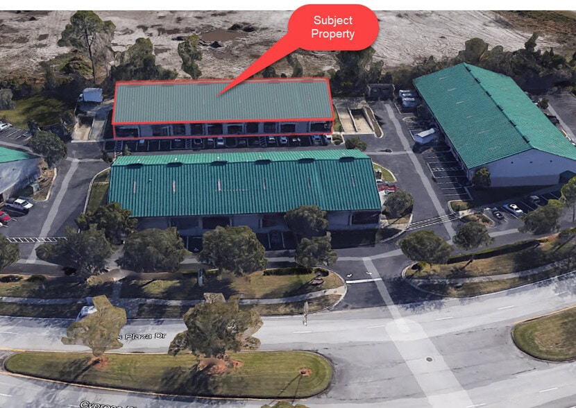 More Photos Of 8110 Cypress Plaza Dr, Jacksonville Light Distribution For Lease
