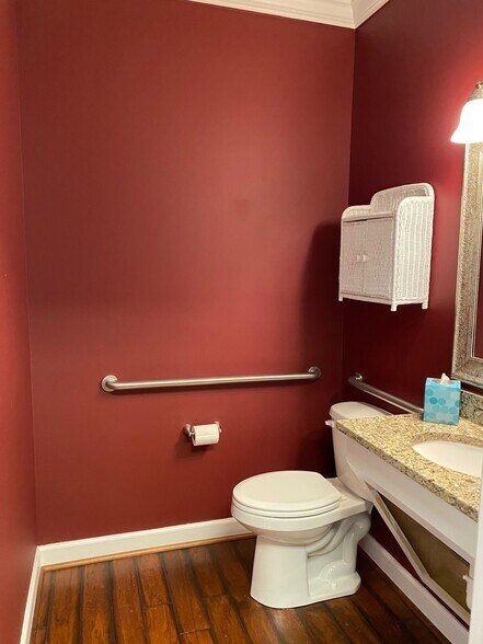 More Photos Of 185 Wind Chime Ct, Raleigh Medical For Lease