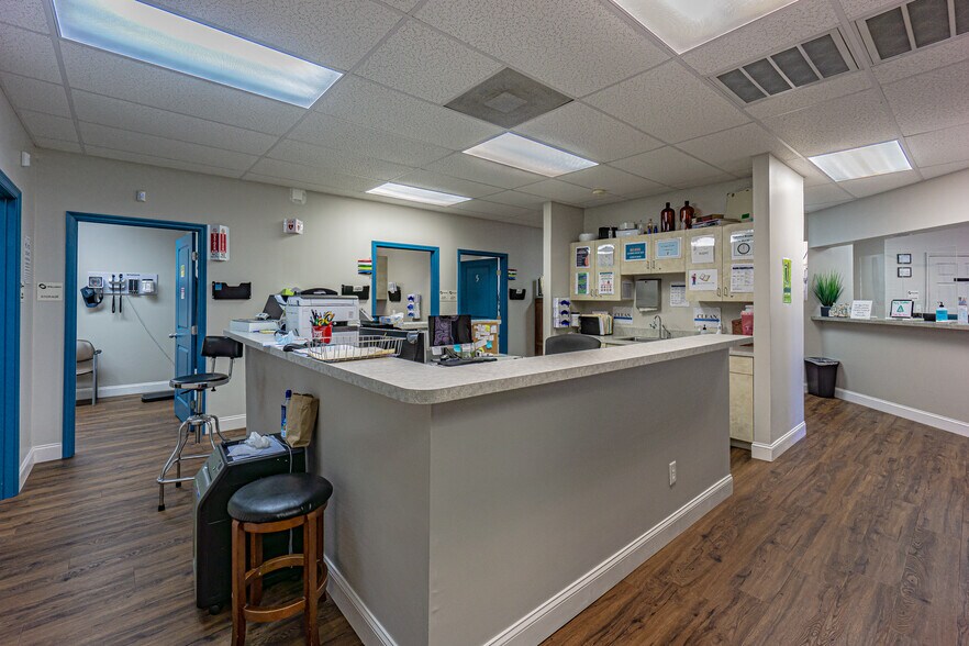 More Photos Of 6502 Gunn Hwy, Tampa Medical For Sale