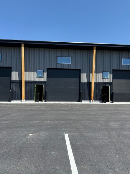 More Photos Of 4962 S 3300 W, Rexburg Light Distribution For Lease