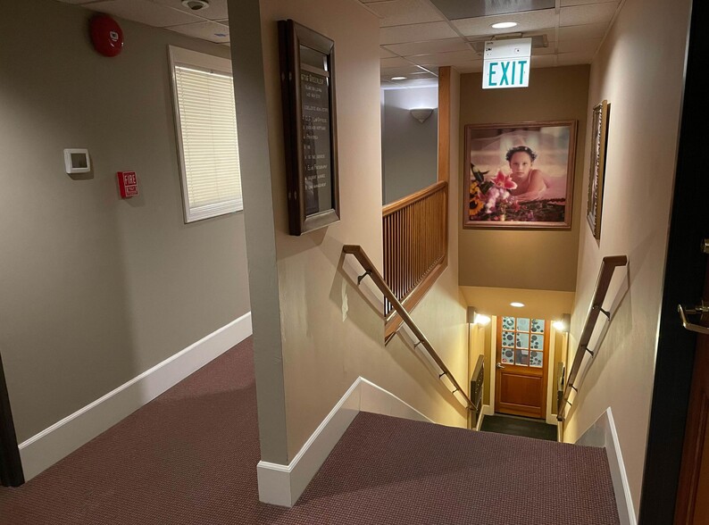 More Photos Of 6738 Greenleaf Ave, Whittier Storefront Retail Office For Sale