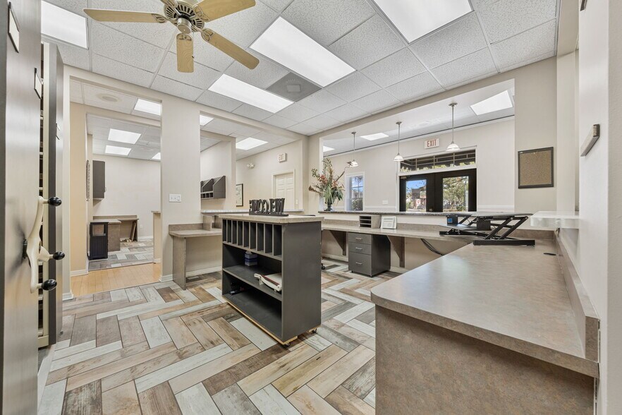 More Photos Of 14522 University Point Pl, Tampa Medical For Sale