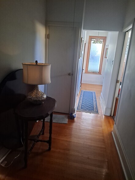 More Photos Of 1818-1820 Winhurst St, Pittsburgh Apartments For Sale
