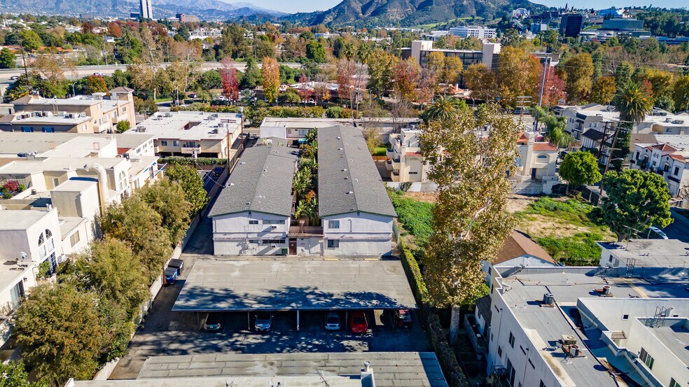 More Photos Of 4215 Vineland Ave, Studio City Apartments For Sale