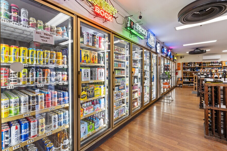 More Photos Of , Eureka Springs Unknown For Sale