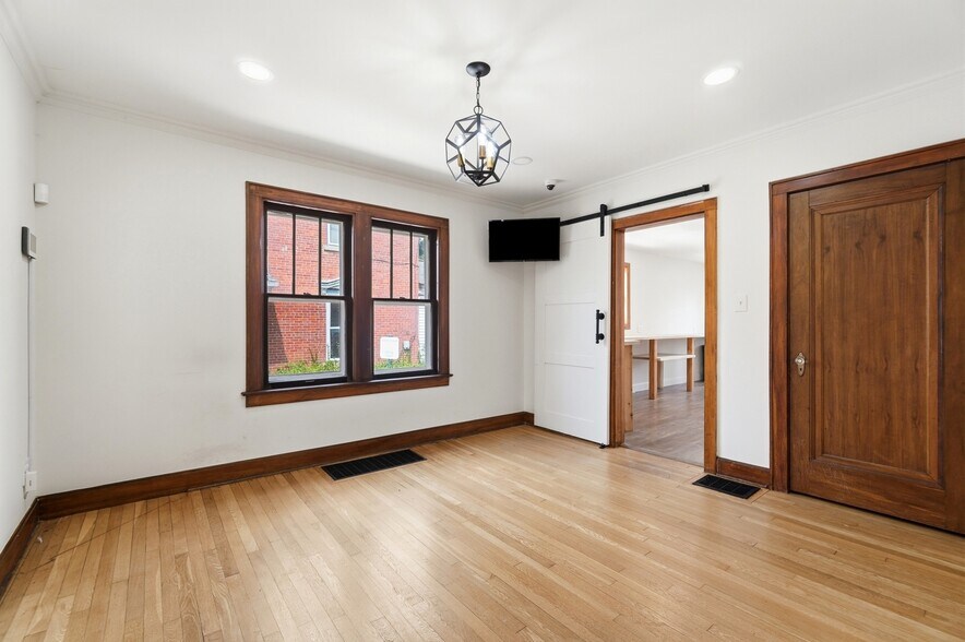 More Photos Of 4094 Broadway, Grove City Land For Lease