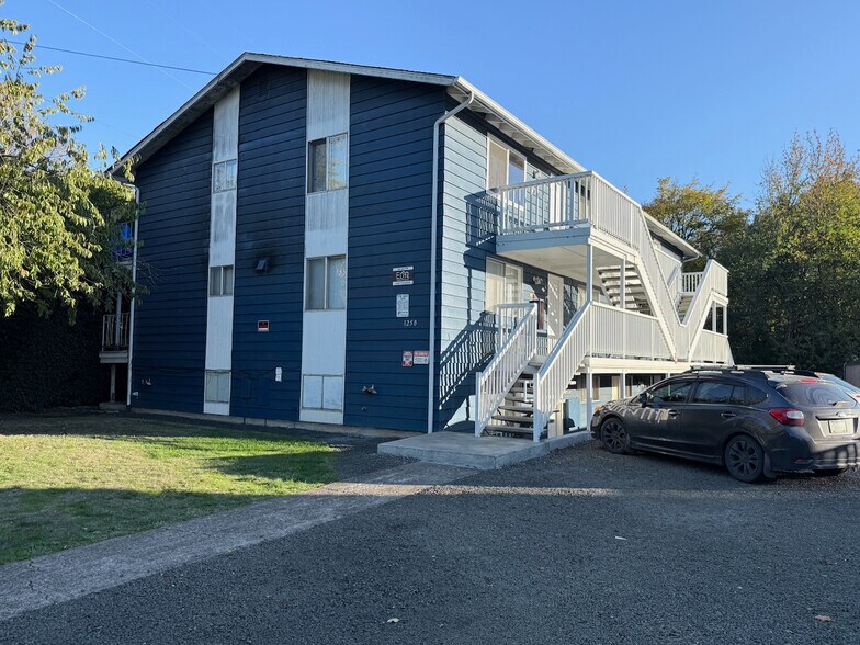 More Photos Of 1250 SW E Ave, Corvallis Apartments For Sale