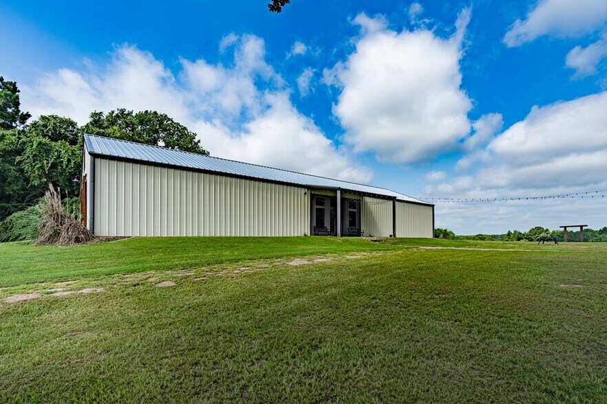 More Photos Of 5015 State Highway 155, Palestine Lodge Meeting Hall For Sale