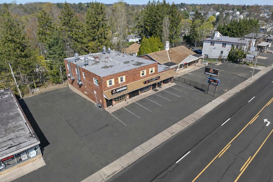 More Photos Of 316-320 Bustleton Pike, Feasterville Trevose Storefront Retail Residential For Sale