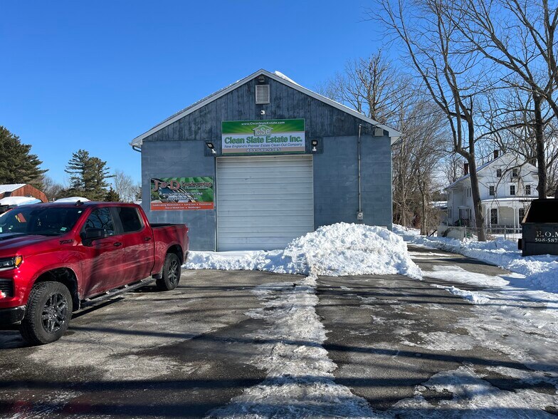 More Photos Of 1195 Putnam Pike, Chepachet Freestanding For Lease