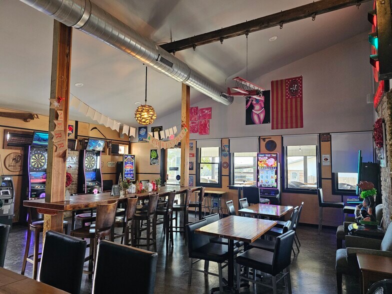 More Photos Of 8222 Wurzbach Rd, San Antonio Medical For Sale