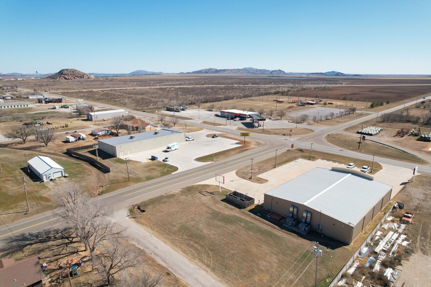 More Photos Of 215 E 1st St, Granite Freestanding For Sale