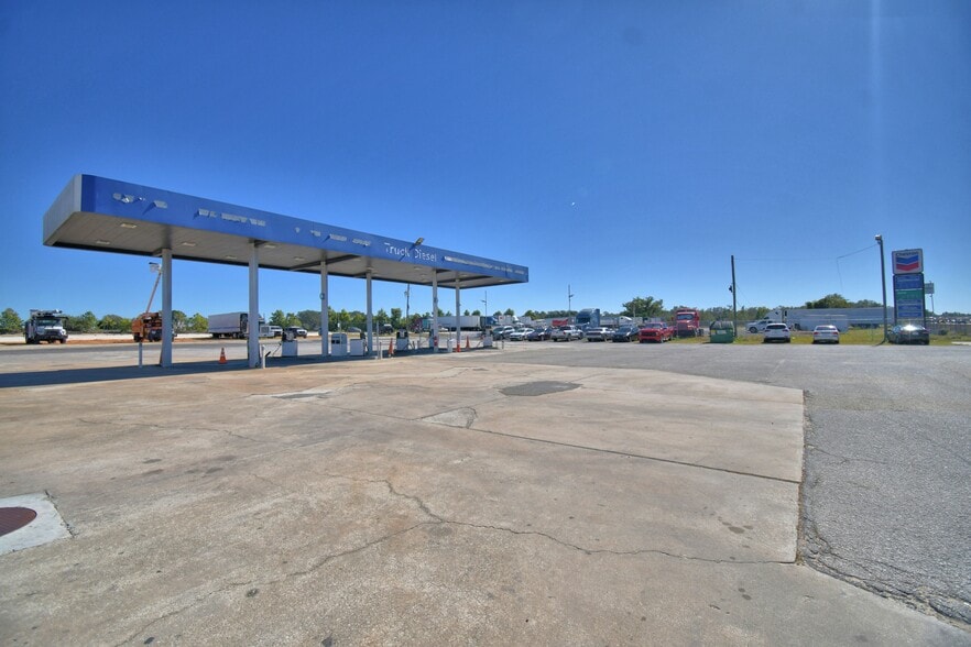 More Photos Of 16311 Highway 27, Lake Wales Service Station For Sale