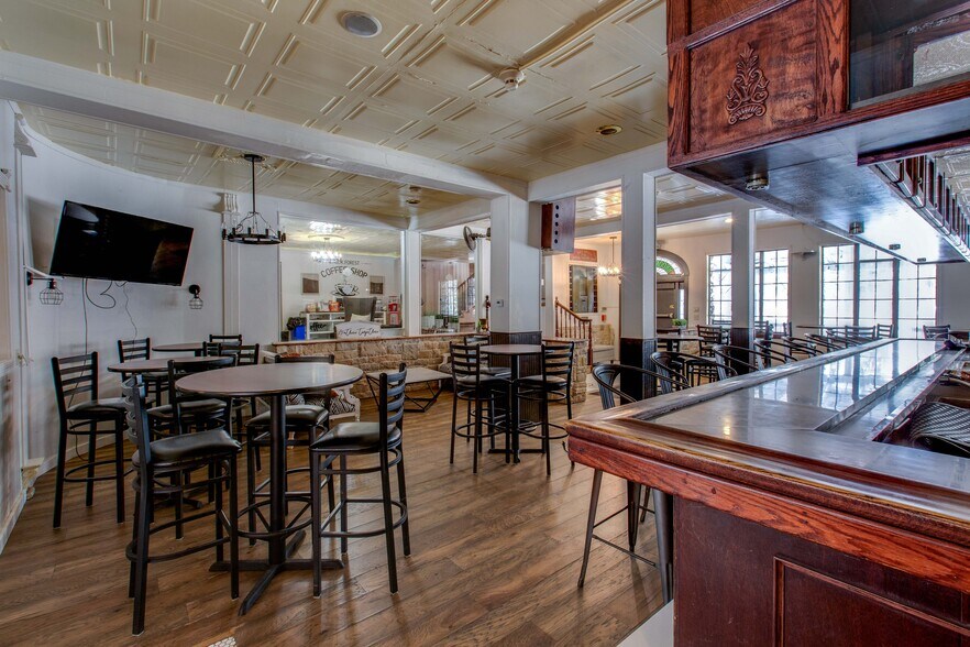 More Photos Of 8136 S Brook Forest Rd, Evergreen Specialty For Sale