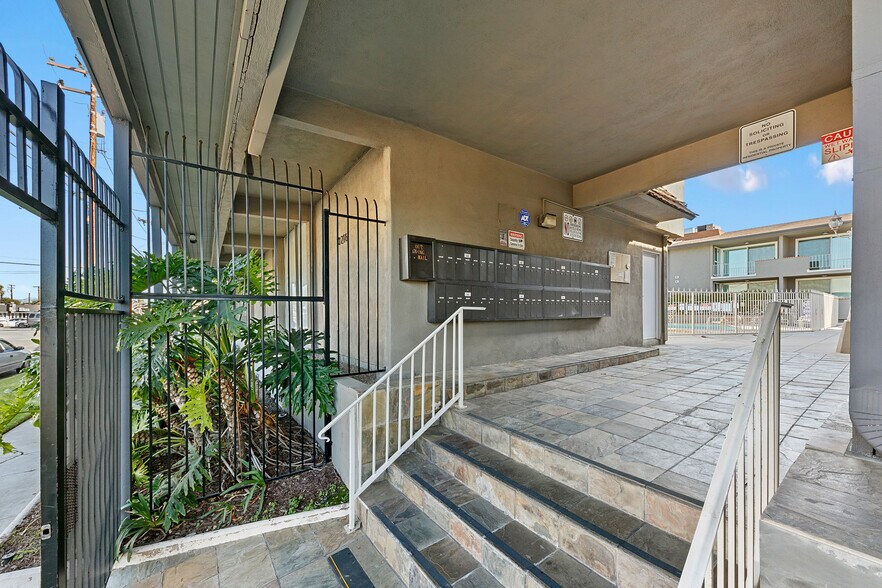 More Photos Of 10216 Vultee St, Downey Apartments For Sale