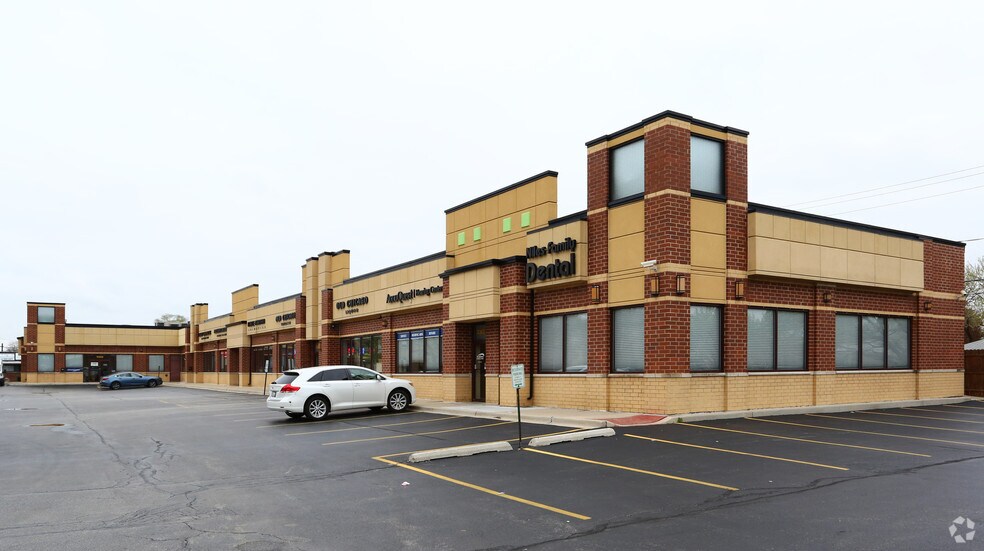 Primary Photo Of 7313-7337 N Harlem Ave, Niles Storefront For Lease