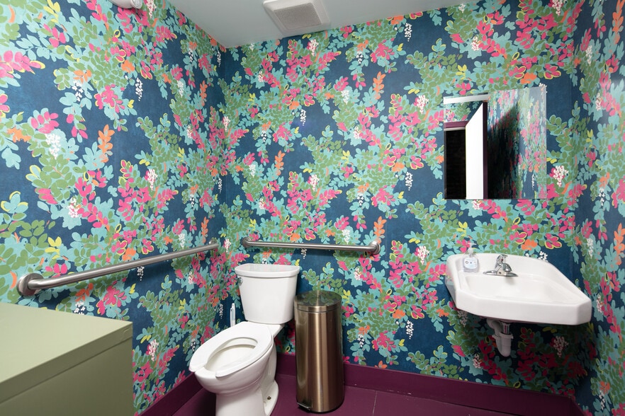 More Photos Of 169-171 N Limestone, Lexington Loft Creative Space For Sale