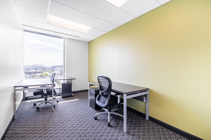 More Photos Of 1200 G St NW, Washington Coworking Space