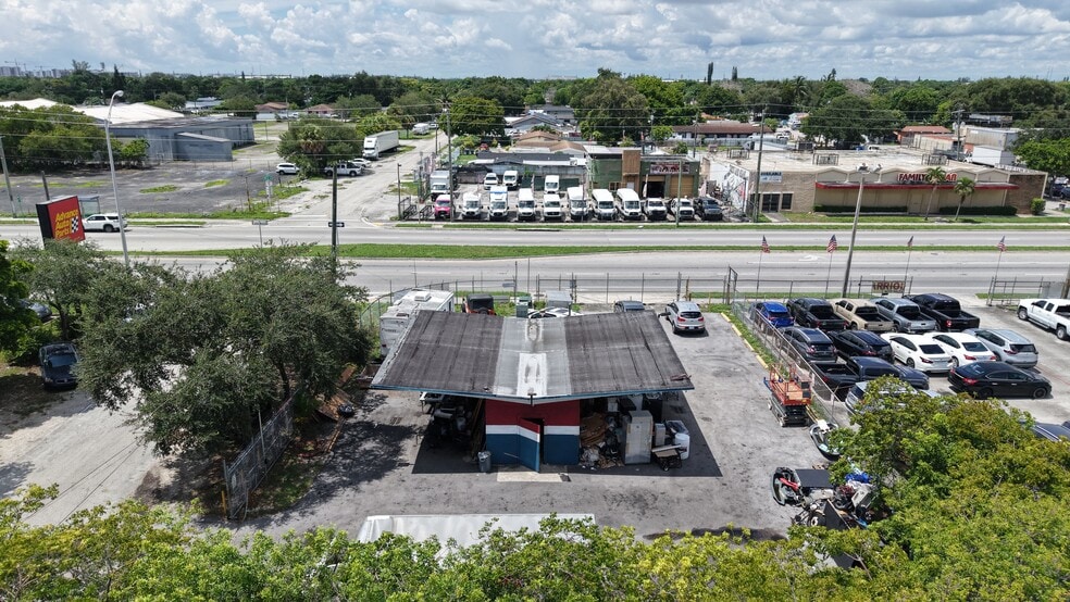 More Photos Of 9301 NW 27th Ave, Miami Auto Dealership For Sale