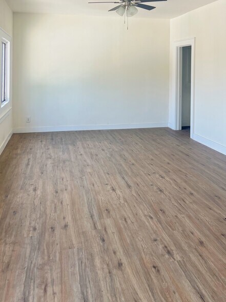 More Photos Of 522 W VERNON Ave, Los Angeles Daycare Center For Sale