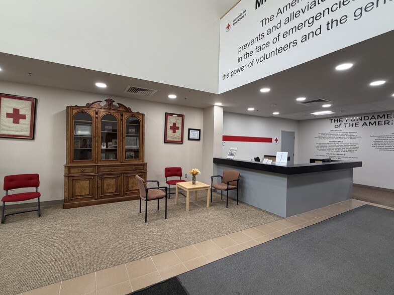 More Photos Of 2000 Century Dr W, Worcester Office For Lease