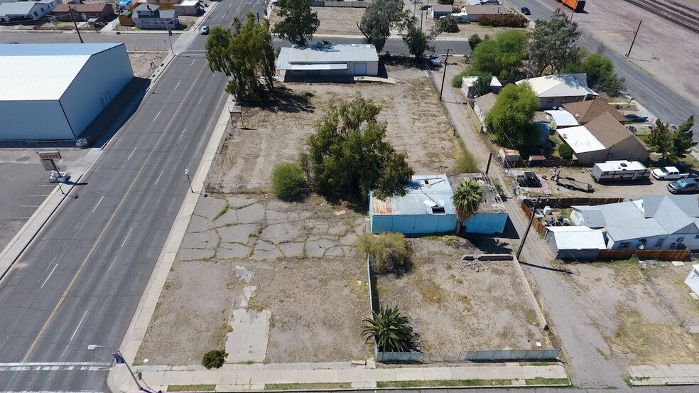 More Photos Of 1150 W Broadway St, Needles Warehouse For Sale