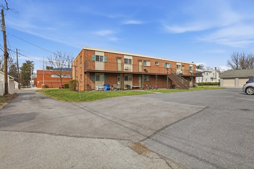 More Photos Of 115 S 24th St, Camp Hill Multifamily For Sale
