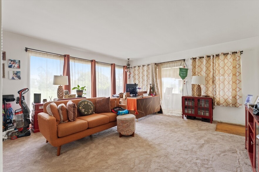 More Photos Of 3728 Redondo Beach Blvd, Torrance Apartments For Sale