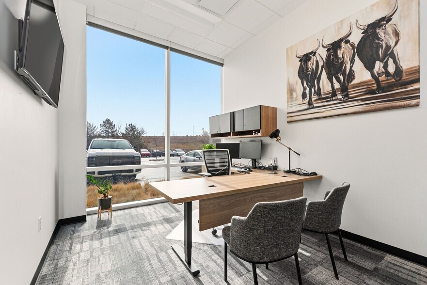 More Photos Of 2100 W Pleasant Grove Blvd, Pleasant Grove Office For Lease