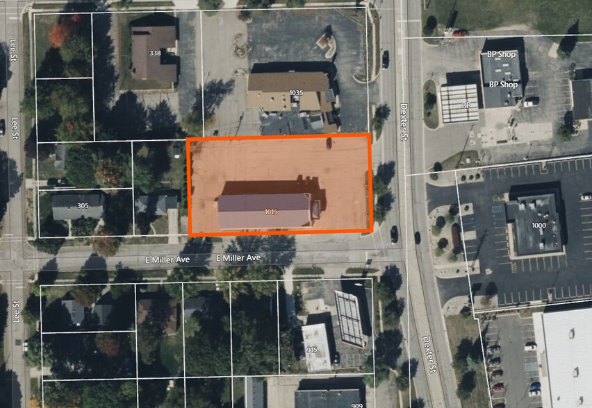 Primary Photo Of 1015 Dexter Rd, Milan Freestanding For Sale