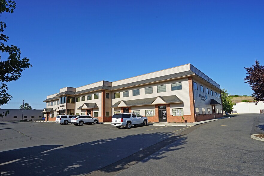 More Photos Of 1200 Chesterly Dr, Yakima Office For Lease