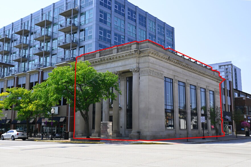 More Photos Of 400 S Main St, Royal Oak Storefront Retail Office For Sale