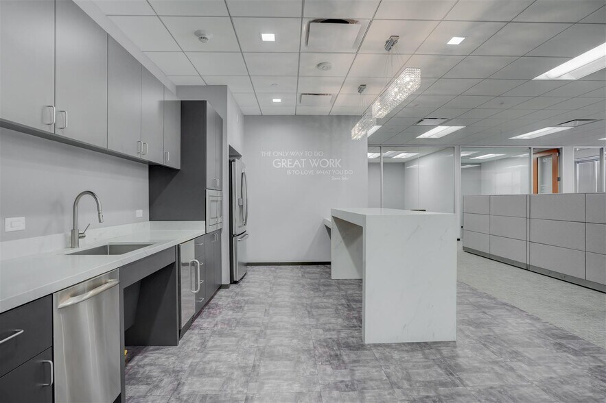 More Photos Of 19219 Katy Fwy, Houston Office For Lease