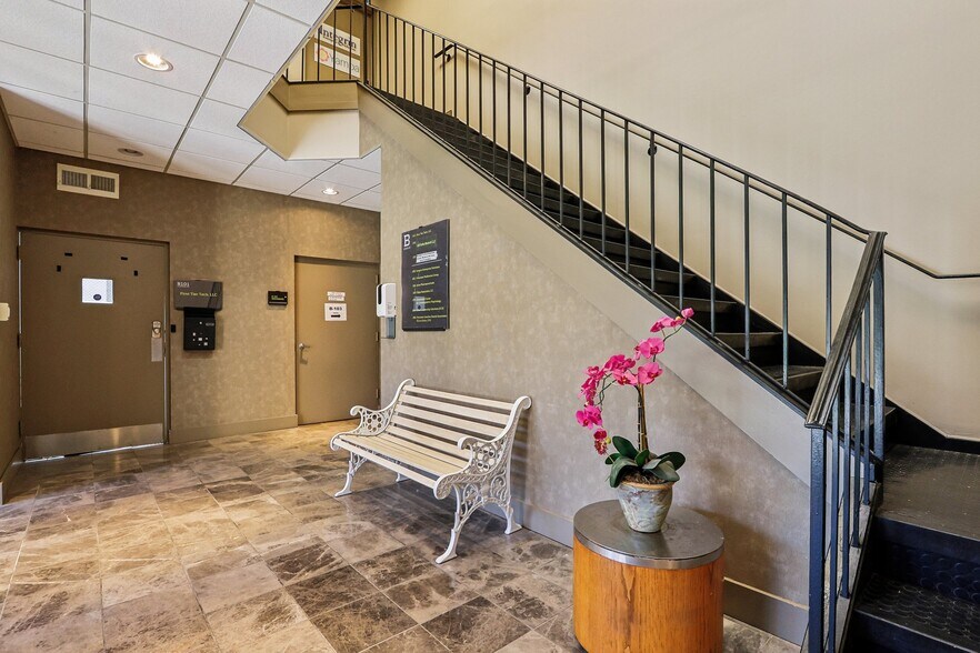 More Photos Of 12 Roszel Rd, Princeton Medical For Sale