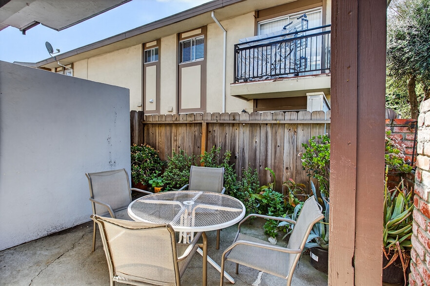More Photos Of 43232 Starr St, Fremont Multifamily For Sale