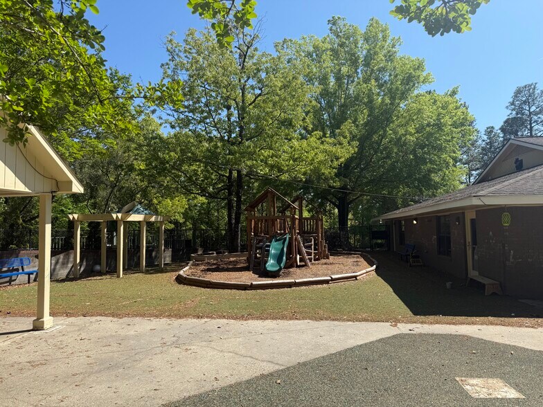 More Photos Of 1700 Corporate Dr, Birmingham Daycare Center For Lease