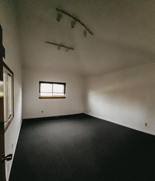 More Photos Of 5945 Sawmill Rd, Dublin Medical For Lease