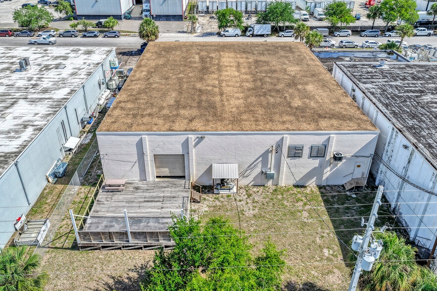 More Photos Of 380 27th St, Orlando Warehouse For Sale