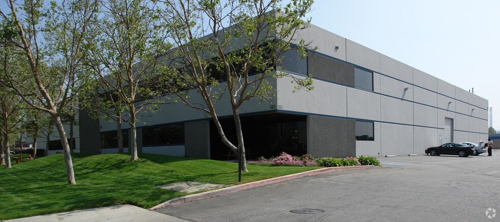 More Photos Of 28165 Avenue Crocker, Valencia Warehouse For Lease