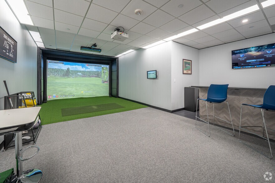 More Photos Of 2603 Augusta Dr, Houston Office For Lease