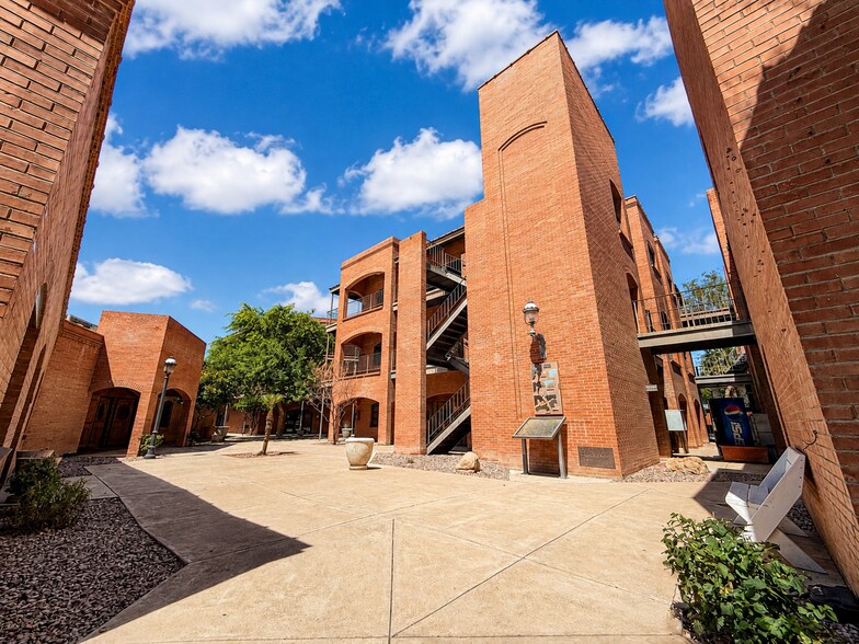 More Photos Of 2701 N 16th St, Phoenix Medical For Sale