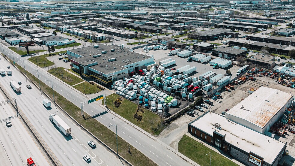 More Photos Of 3000 Boul Pitfield, Montréal Warehouse For Sale