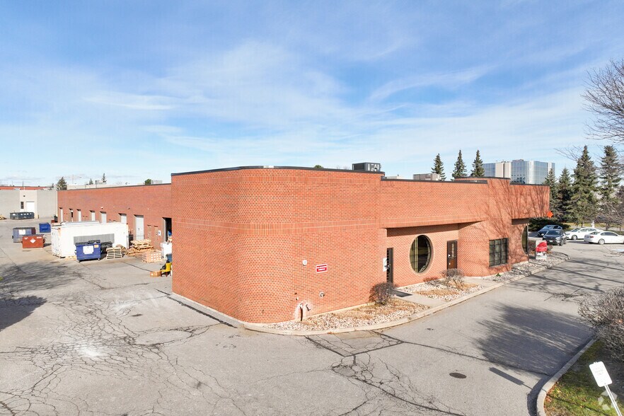 More Photos Of 250 Cochrane Dr, Markham Light Distribution For Lease