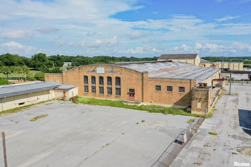 More Photos Of 2200 3rd St NW, Winter Haven Manufacturing For Lease